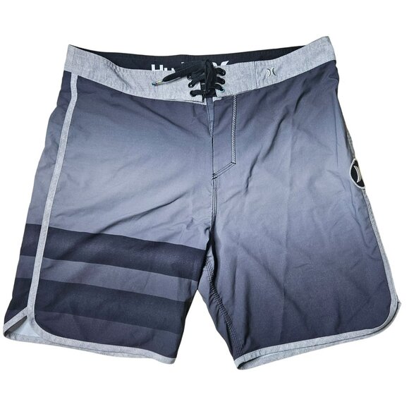 Hurley Phantom Boardshorts Swim Size 32 Gray Black Striped Quick-Dry Swimwear - Picture 1 of 4